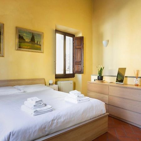 Cozy Classic Italian House Near Santa Croce, On The Lungarno Apartment Florenţa Exterior foto