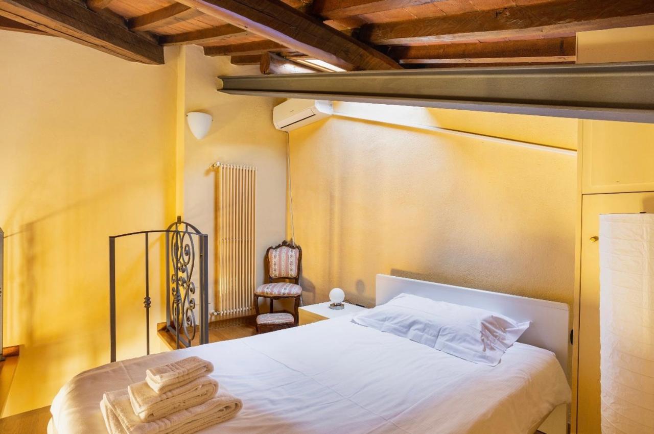 Cozy Classic Italian House Near Santa Croce, On The Lungarno Apartment Florenţa Exterior foto